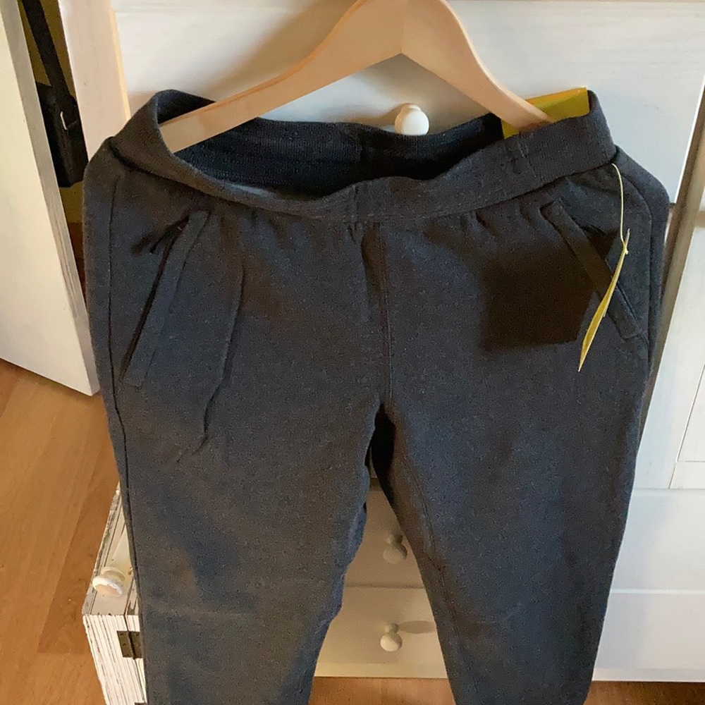 Mens dark grey sweatpants
